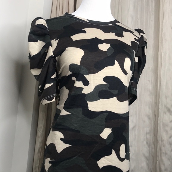 SOLD NWT Camo Puff Sleeve Terry Top M - Picture 2 of 11